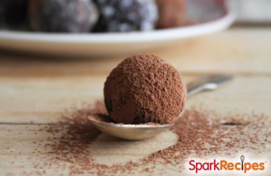 Schokoladen-Rotvelvet-Kuchenbällchen