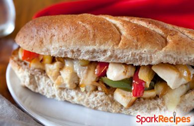 Leichte Hähnchen-Philly-Cheese-Sub