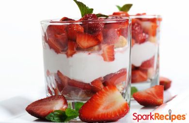 Balsamico-Erdbeeren mit Ricotta-Creme