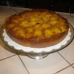 Ananas-Kuchen mit umgedrehter Oberseite