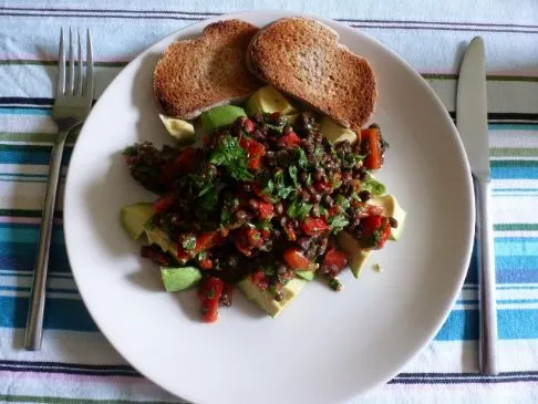 Puy-Linsensalat mit Ingwer-Limetten-Vinaigrette
