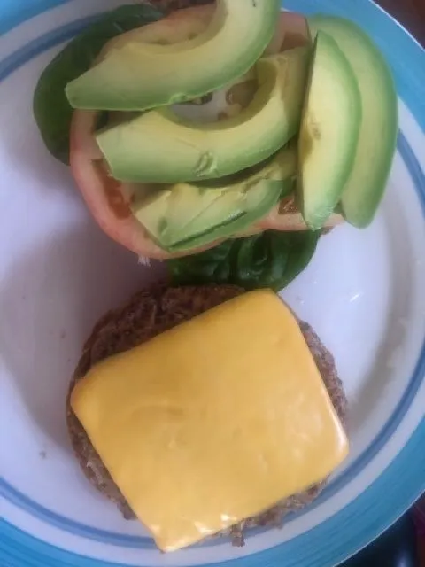 Rote Bohnen- und Hafer-Patties