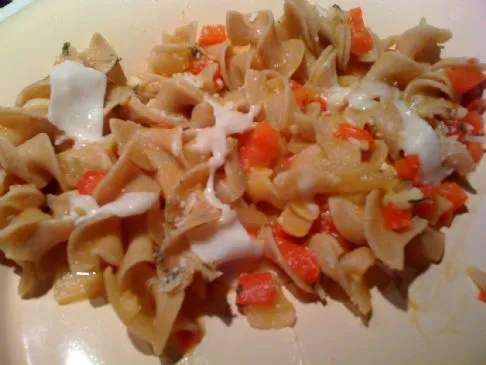 Eiernudeln mit Kürbissauce