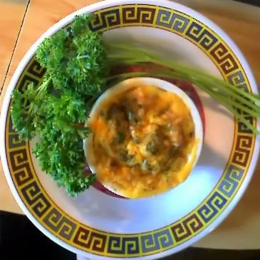 Käse-Lachs Mini-Quiches