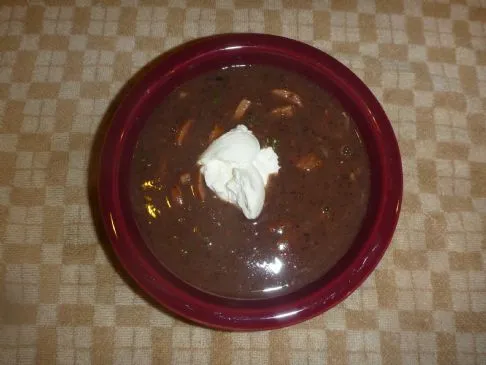 Schwarze-Bohnen-Suppe