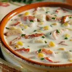 Campbell's Garnelen- und Mais-Chowder mit getrockneten Tomaten