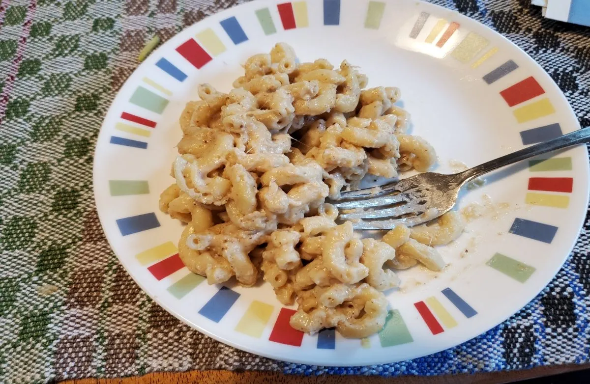 Mac and Cheese mit grünem Curry