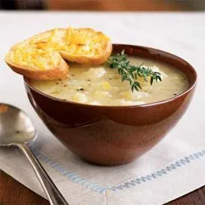 Unglaubliche Kartoffel-Lauch-Suppe