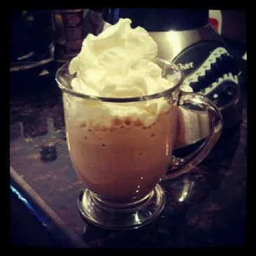 Dukan genehmigter Mocha-Schokoladen-Shake