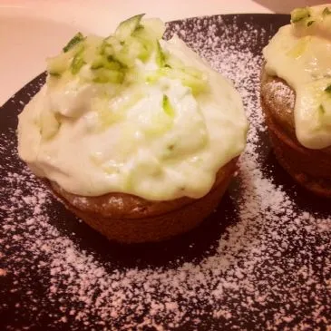 Glutenfreie Zucchini-Cupcakes aus der Green Kitchen