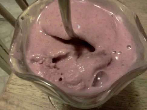 Vanille-Beeren-Smoothie, 2 Portionen à 229 Kalorien, 1/2 Tasse