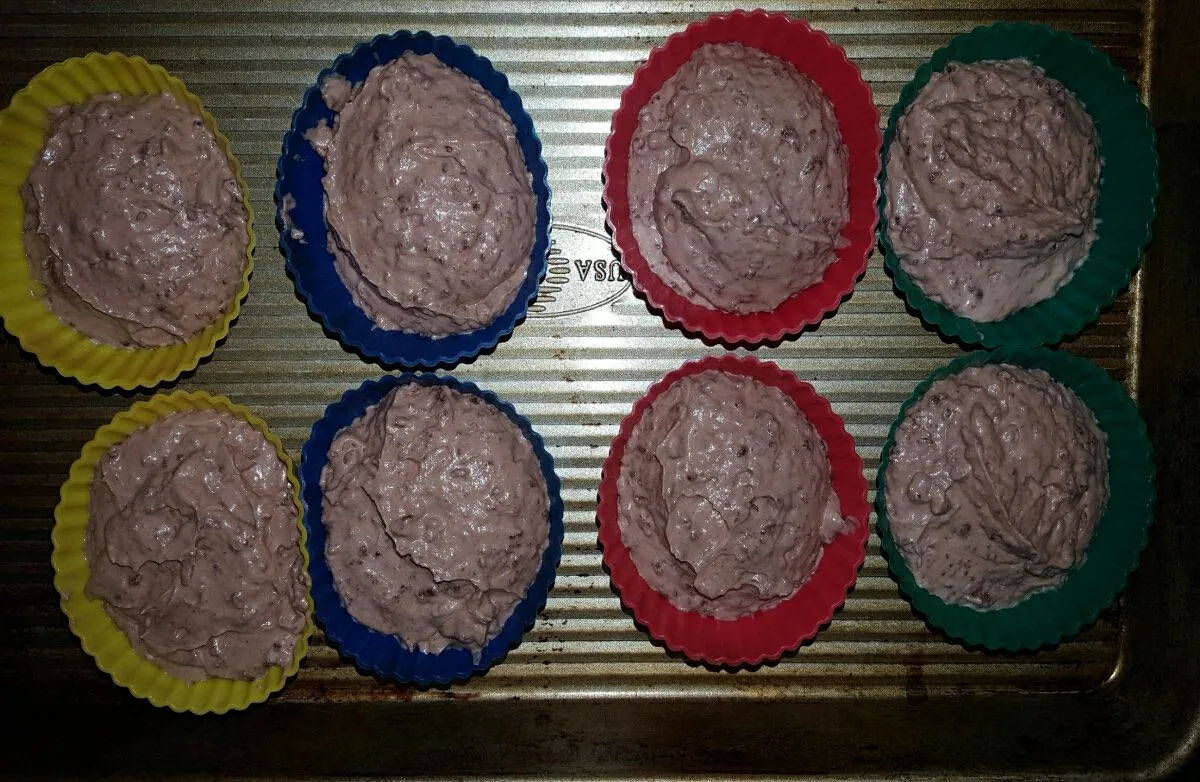 Keto-Käsekuchen-Pudding-Becher