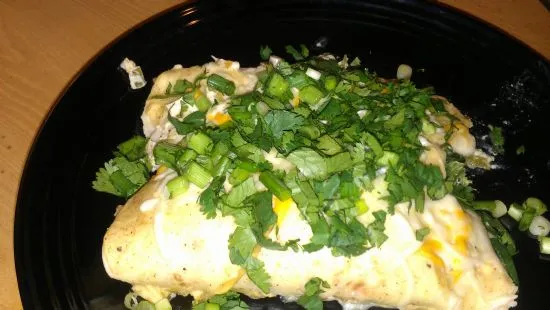 Hähnchen- und Spinat-Enchiladas
