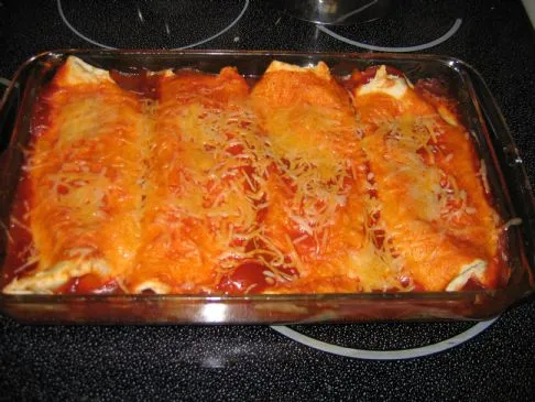 Cremige Enchiladas mit Hähnchenfüllung