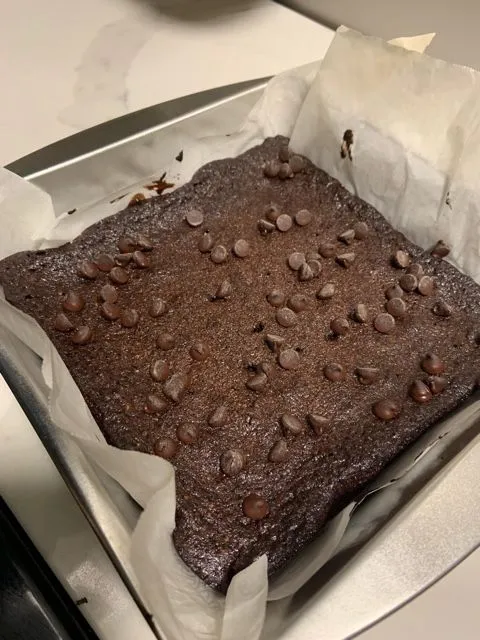 Good Dees Low Carb Schokoladenbrownie, voll fudgy, minus 2 EL