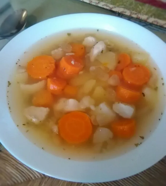 Hühnchen-Bohnensuppe