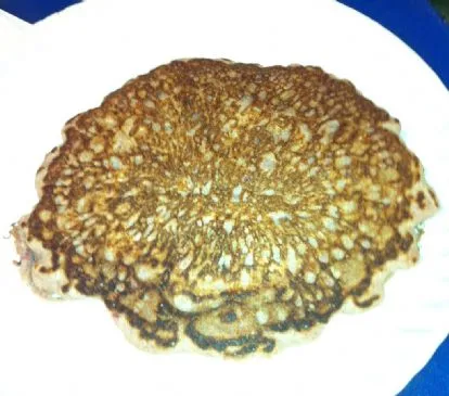 Mit Marmelade gefüllte Pfannkuchen