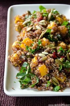 Butternut-Kürbis-Quinoa mit Cranberries