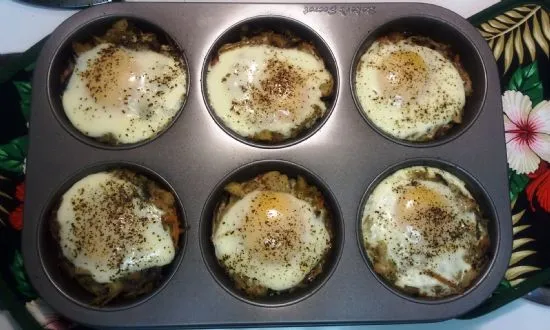 Gemüse-, Schinken- und Eierbecher