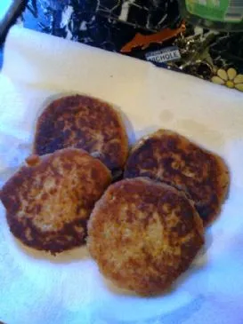 Kohlenhydratarme Thunfisch-Patties