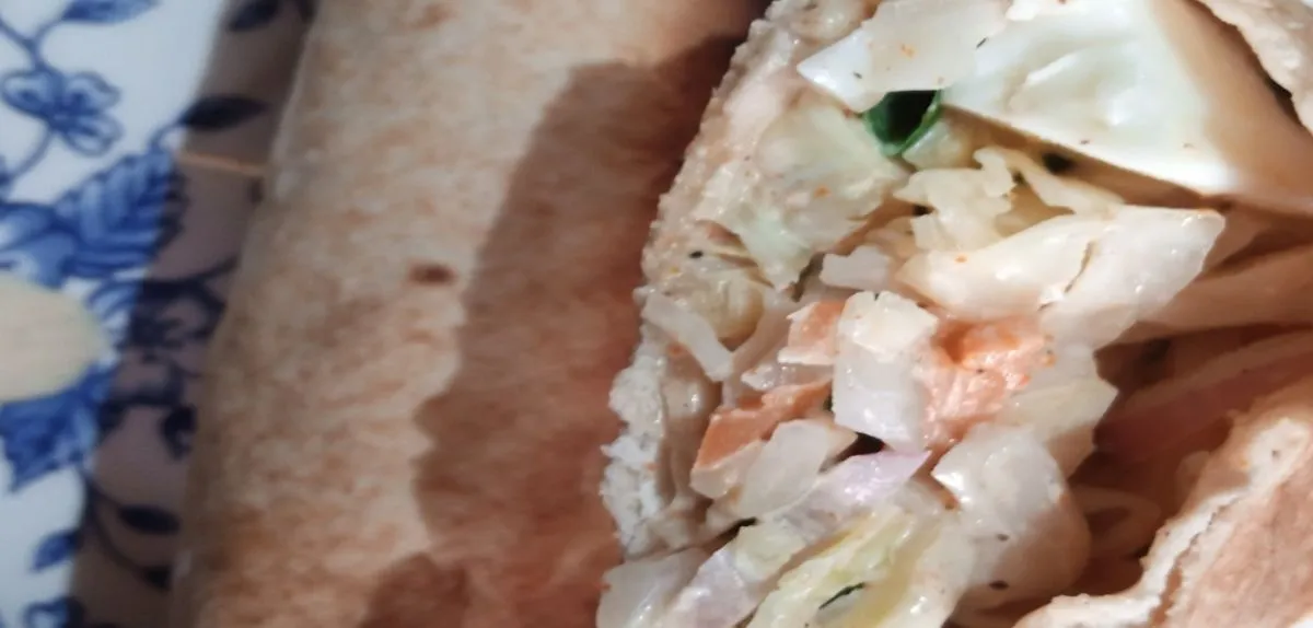 Eier- und Gemüse-Wrap