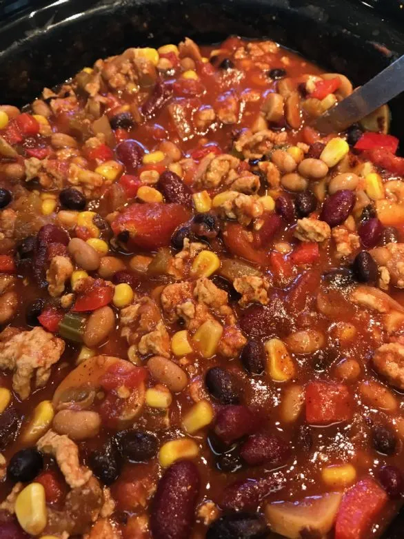 Slow Cooker Hähnchen & 3-Bohnen-Chili