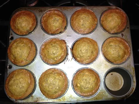 Bananen-Walnuss-Muffins