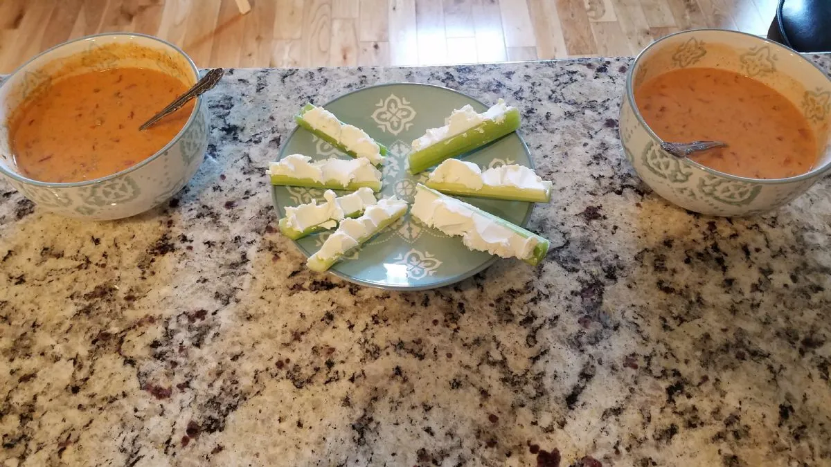 Nacho-Käse-Suppe - Low Carb