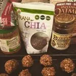 Schokoladen-Erdnussbutter-Bällchen ohne Schuldgefühle