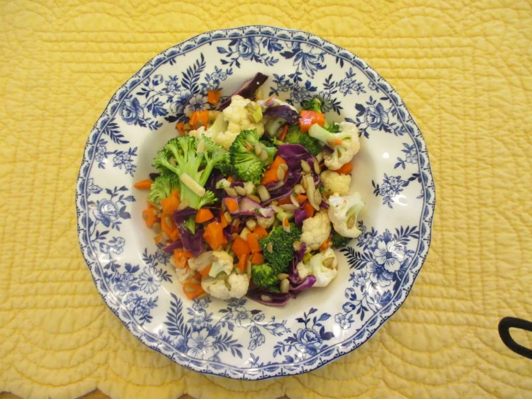 Knackiger Detox-Salat