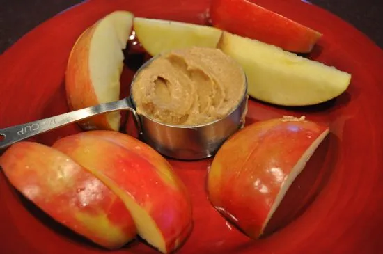 Süßer Erdnussbutter-Hummus