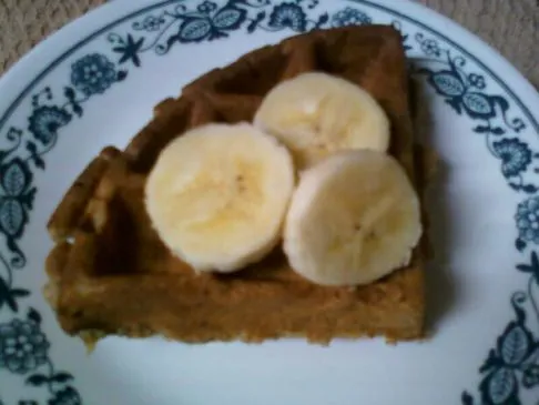 Wilde Bananen-Nuss-Waffeln