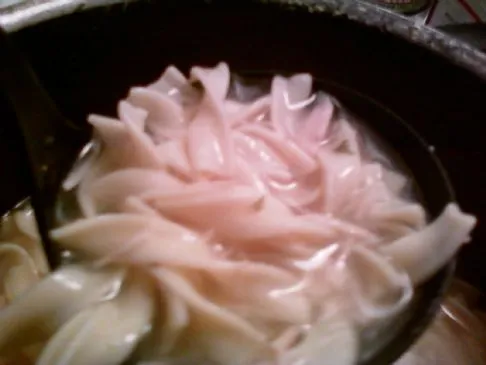 Hühnchen-Nudelsuppe