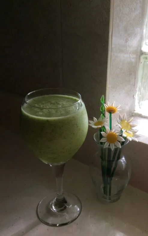 Aloha Gurken-Petersilie Südwest-Tee mit Zitronen