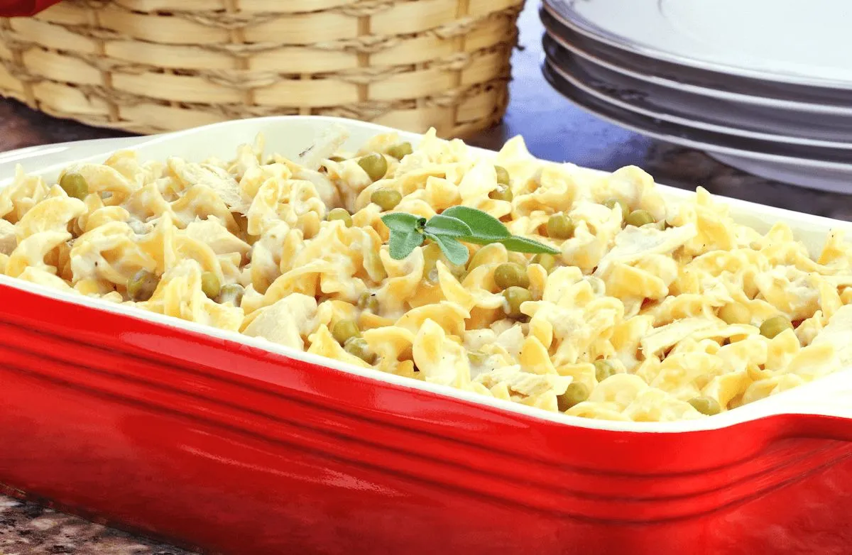 Einfache Thunfisch-Nudeln-Auflauf