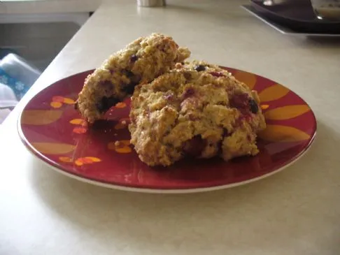 Vegane Brombeer-Scones