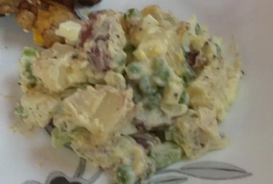 Kartoffelsalat, eine leichtere Variante (inspiriert von einem Rezept aus Bobby Deens Show)