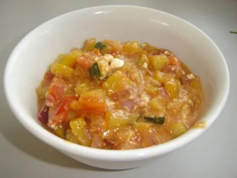 Leichte Gemüse in Hüttenkäse