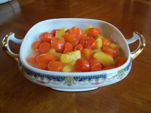 Karotten mit Ananassauce