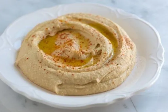 Einfaches, cremiges Hummus-Rezept