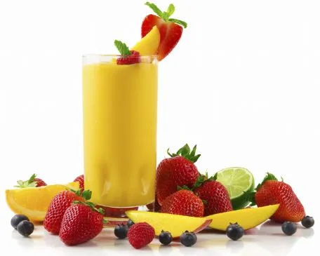 Tropischer Frucht-Energie-Smoothie