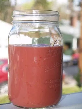 Roher Himbeer-Papaya-Smoothie