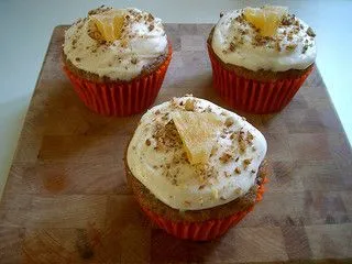 Vegane Hummingbird-Cupcakes
