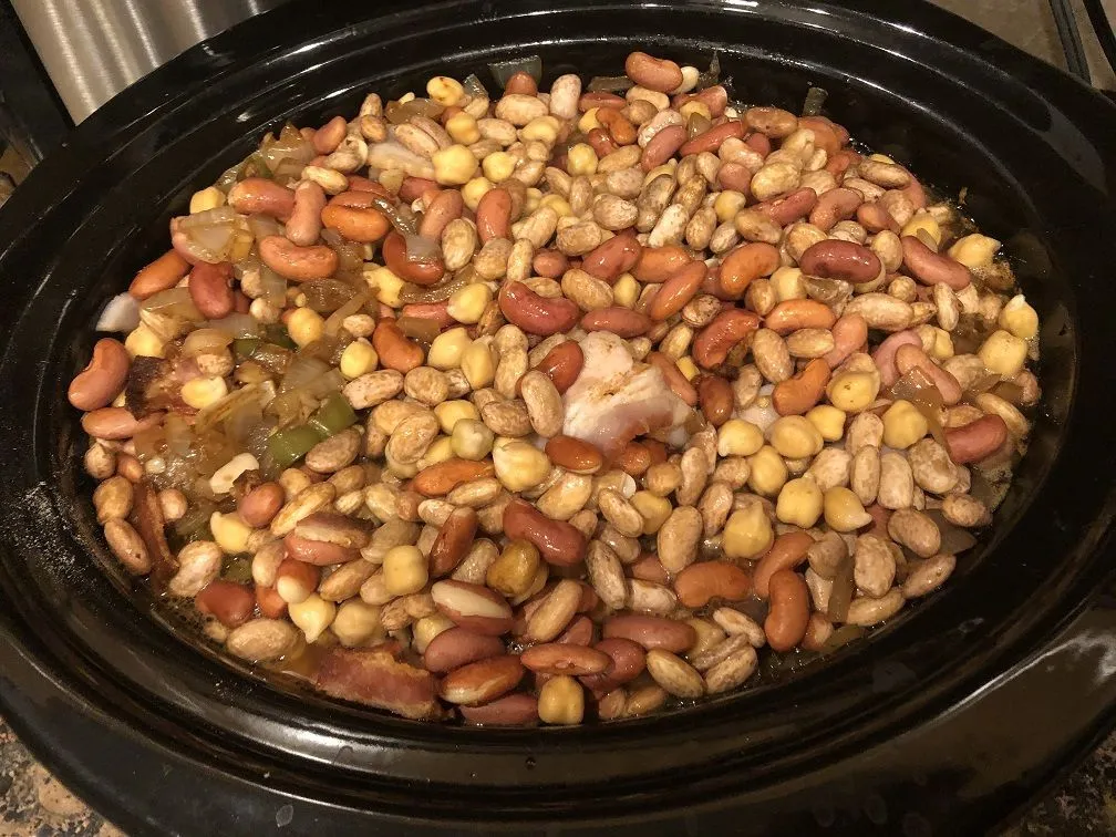 20200708 - Mehrbohnen scharfer Speck-Chili