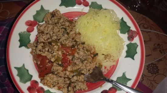 Low-Carb "Spaghetti" mit Putenhackfleischsauce