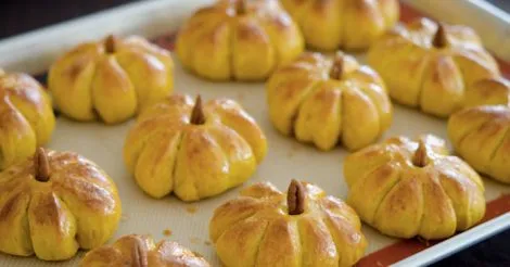 Brötchen - Kürbis-Dinner-Rolls