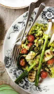 Gegrillter Gemüsesalat