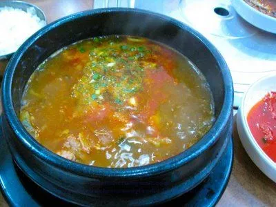 LOLOs Grundlegende Fettverbrennungssuppe zur Entgiftung