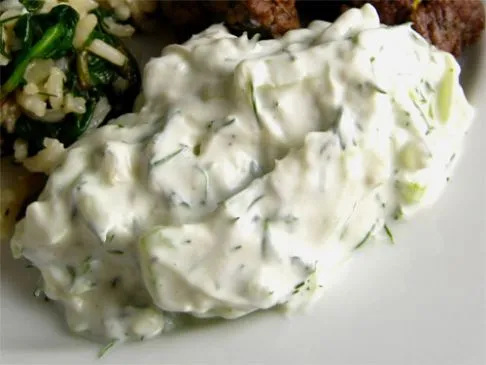 Alton Browns Tzatziki-Sauce