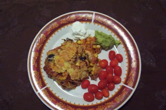 Hähnchen-Enchilada mit roter Chilisauce